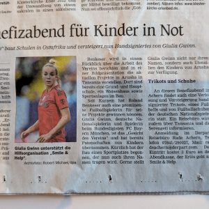 📰 Smile and Help imRampenlicht